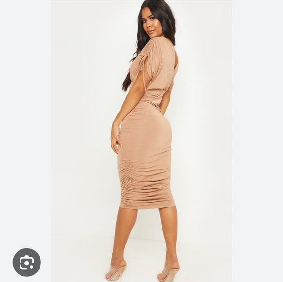 Fashion Nova ruched dress NWT - Picture 3 of 16